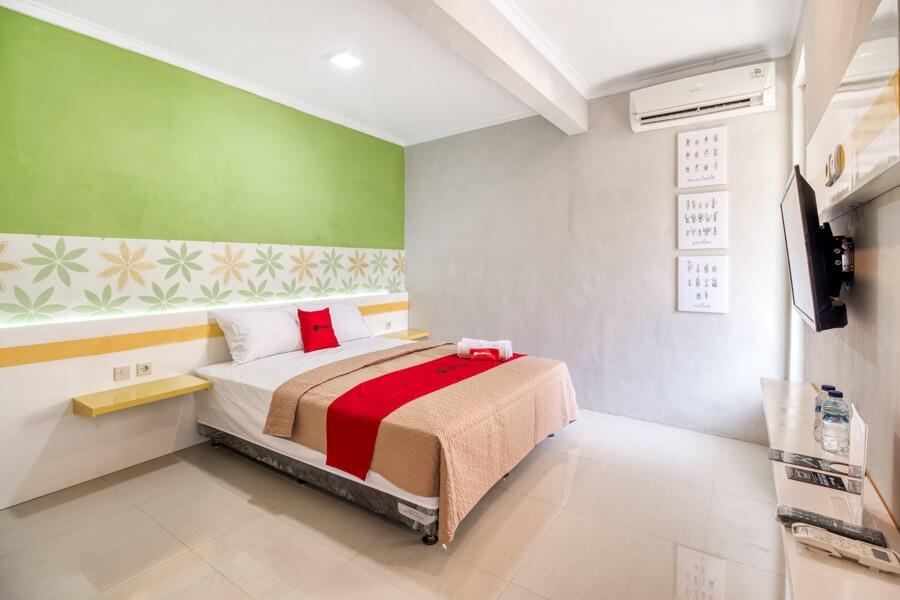 Reddoorz Near Malioboro Tugu Station Jogja Hotel Yogyakarta Ngoại thất bức ảnh