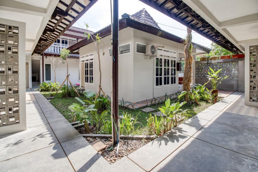 Reddoorz Near Malioboro Tugu Station Jogja Hotel Yogyakarta Ngoại thất bức ảnh